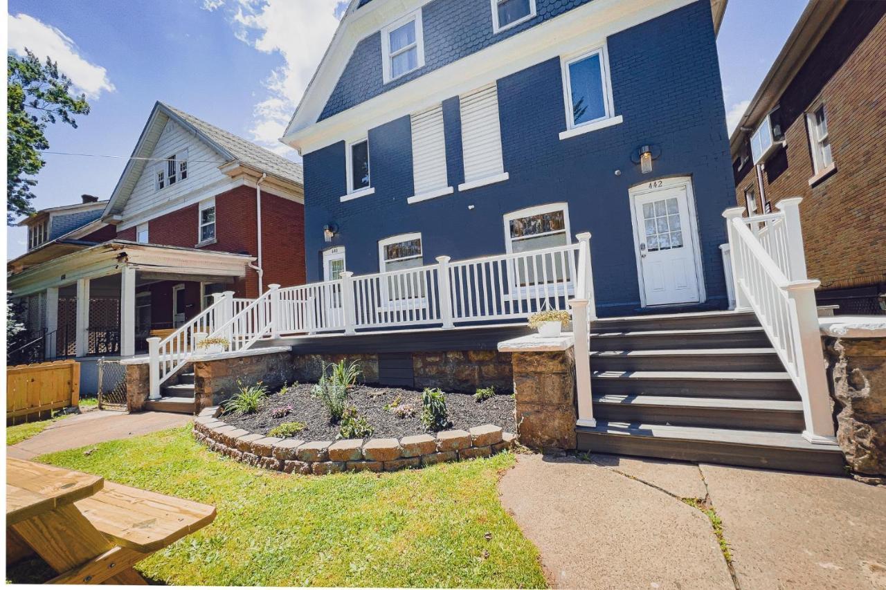 Sprawling 8Br Home Ideal For Large Groups In Niagara Falls Ny Zewnętrze zdjęcie