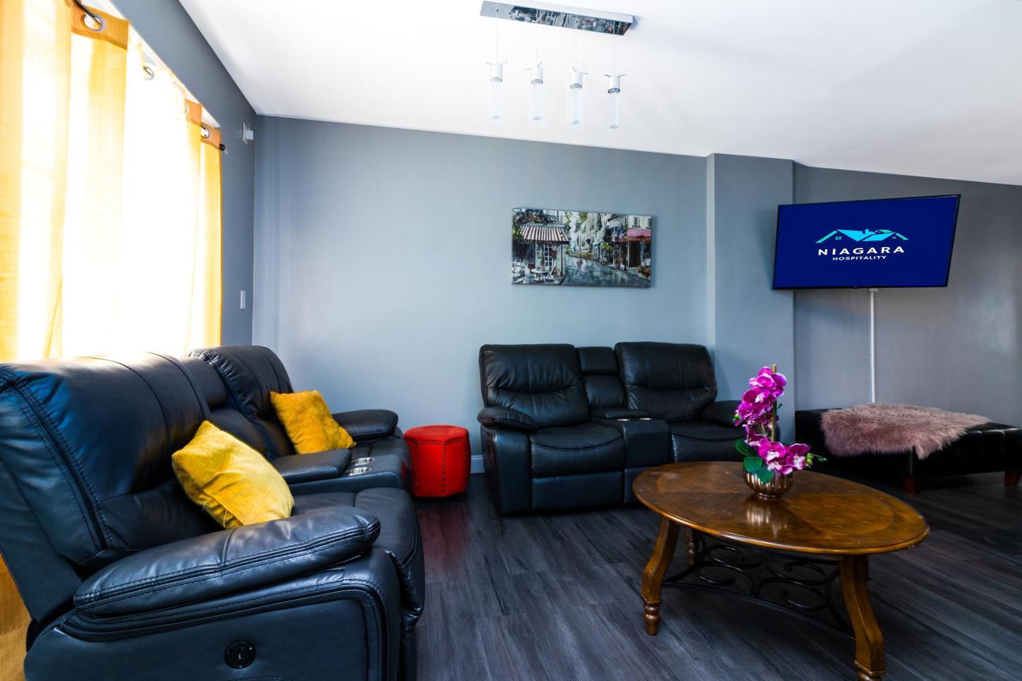 Sprawling 8Br Home Ideal For Large Groups In Niagara Falls Ny Zewnętrze zdjęcie