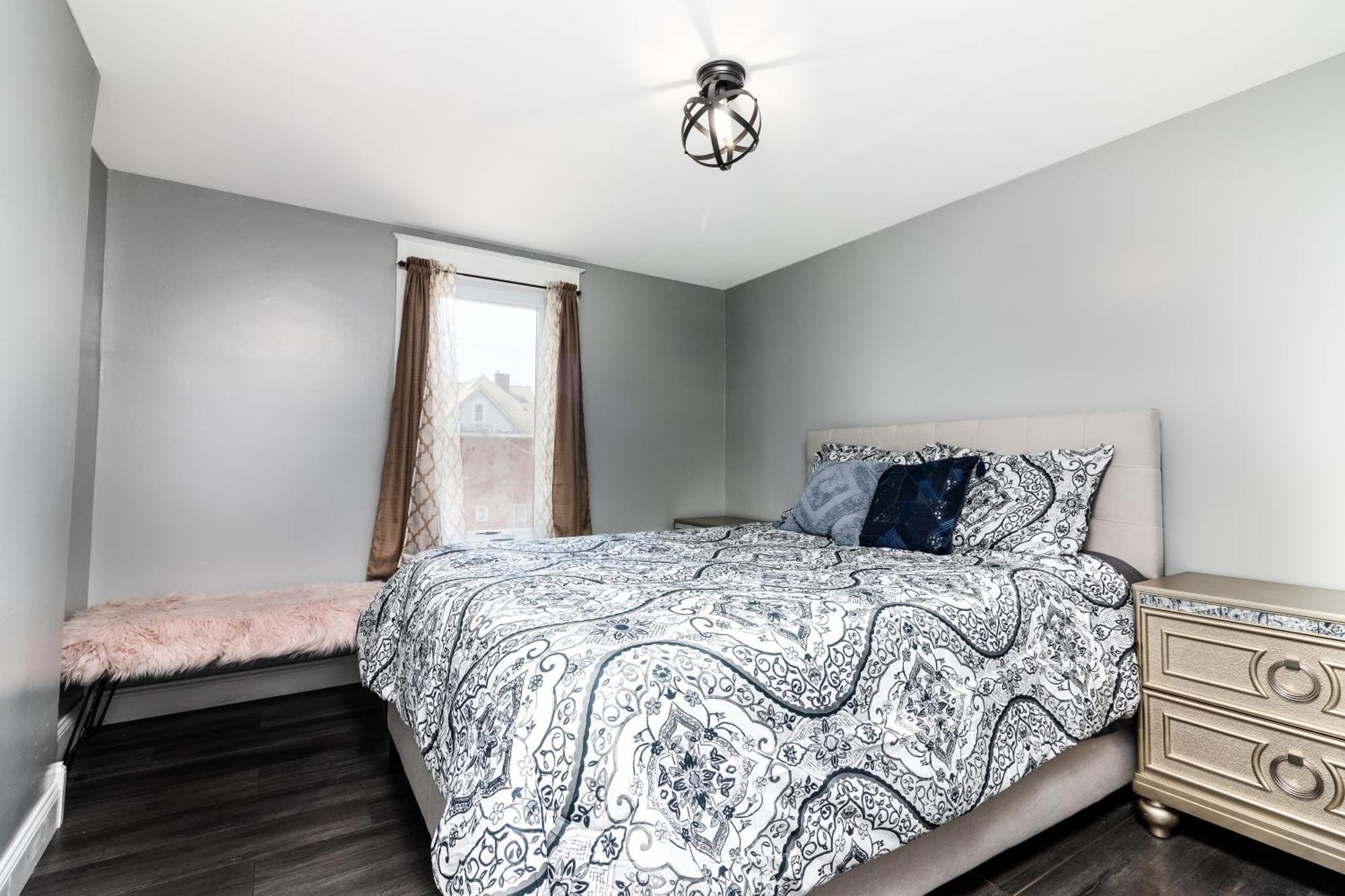 Sprawling 8Br Home Ideal For Large Groups In Niagara Falls Ny Zewnętrze zdjęcie