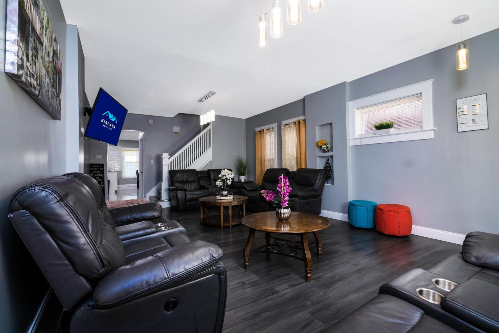 Sprawling 8Br Home Ideal For Large Groups In Niagara Falls Ny Zewnętrze zdjęcie