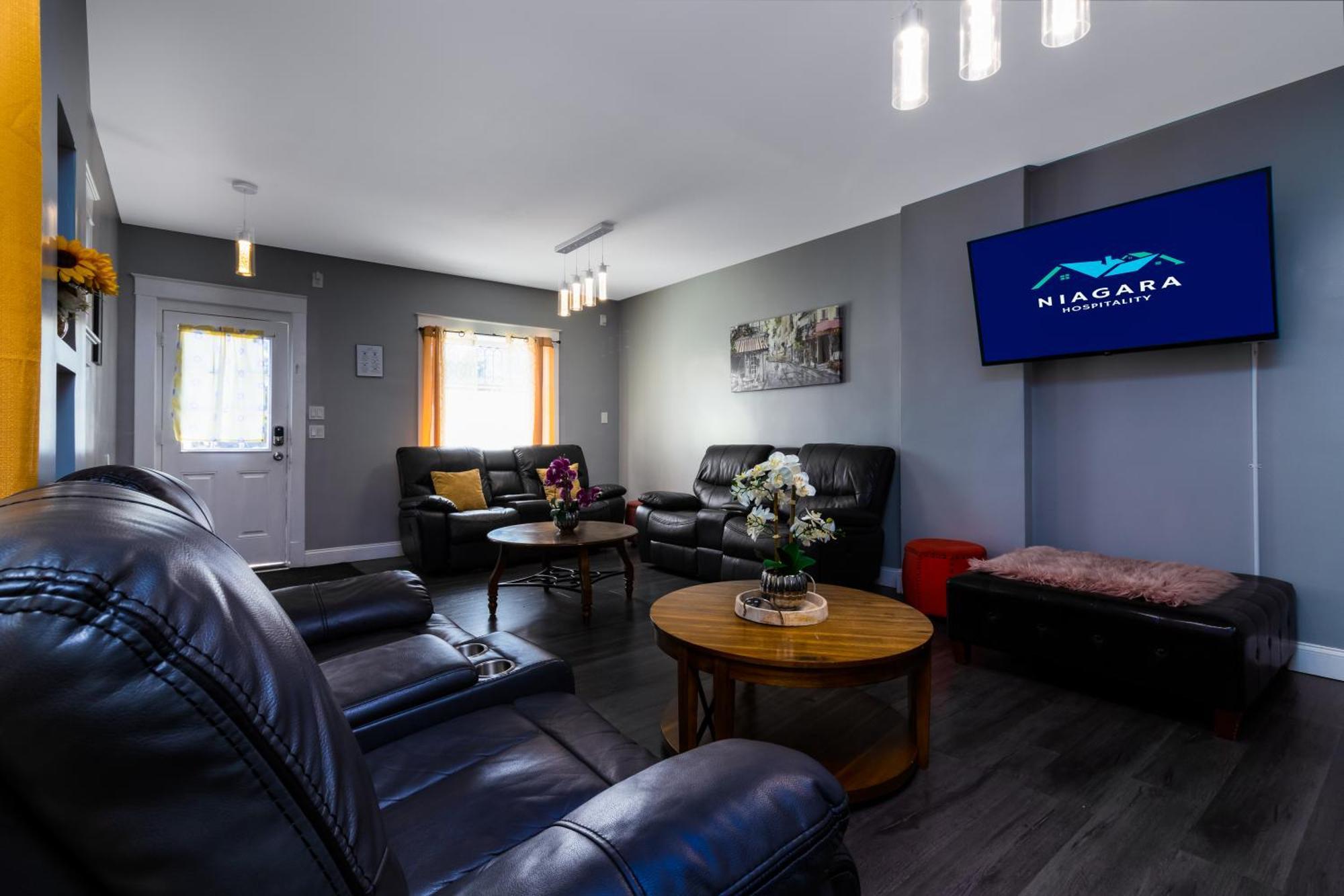 Sprawling 8Br Home Ideal For Large Groups In Niagara Falls Ny Zewnętrze zdjęcie