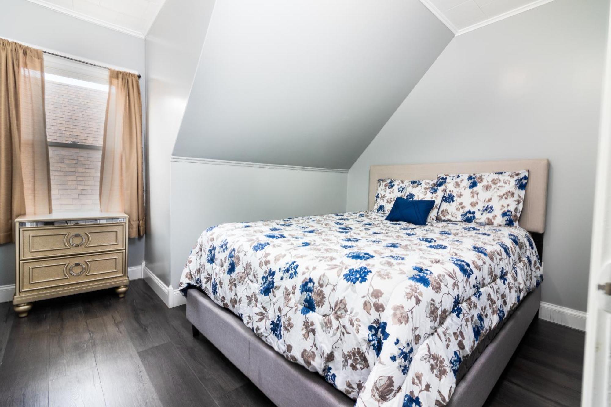 Sprawling 8Br Home Ideal For Large Groups In Niagara Falls Ny Zewnętrze zdjęcie