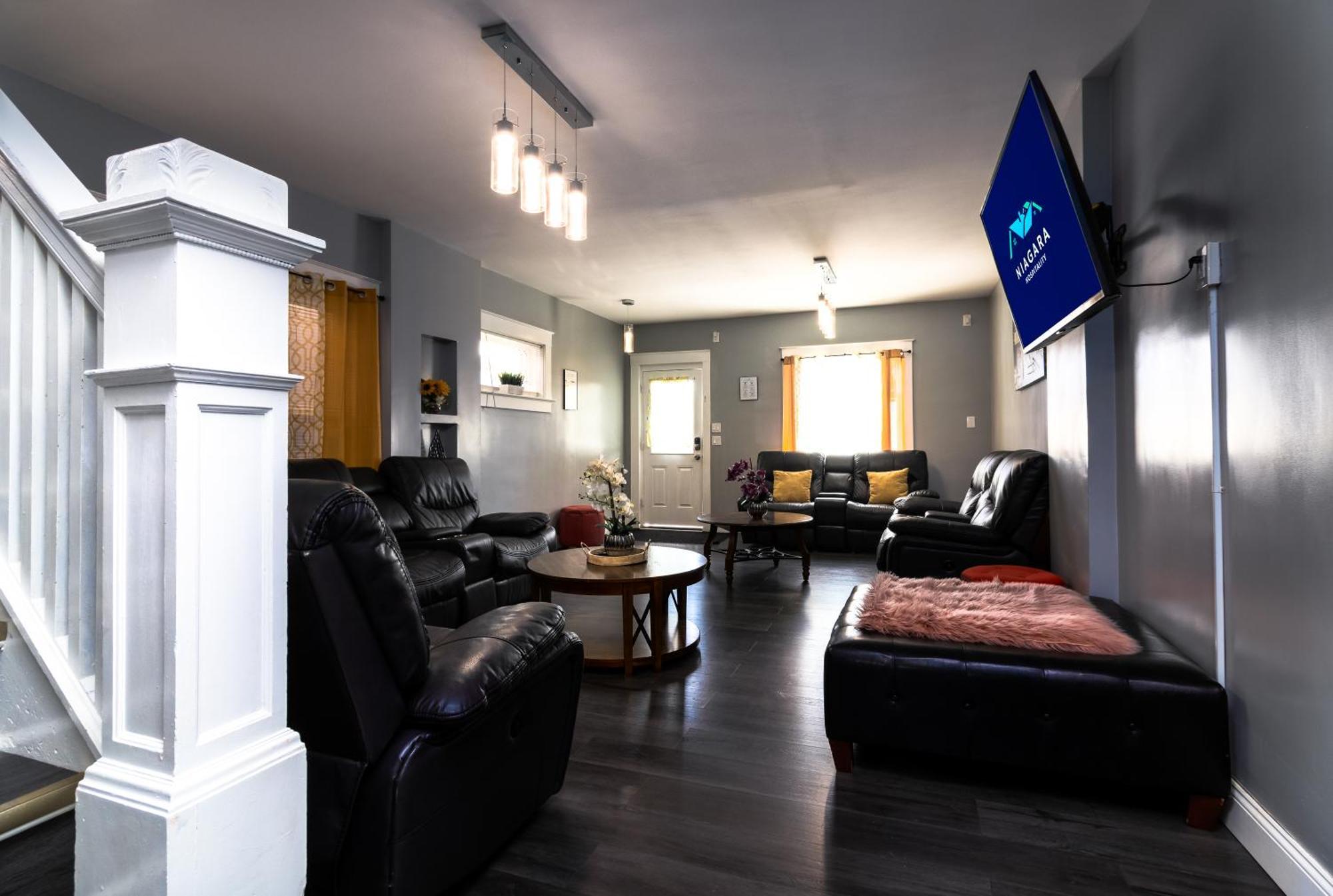 Sprawling 8Br Home Ideal For Large Groups In Niagara Falls Ny Zewnętrze zdjęcie